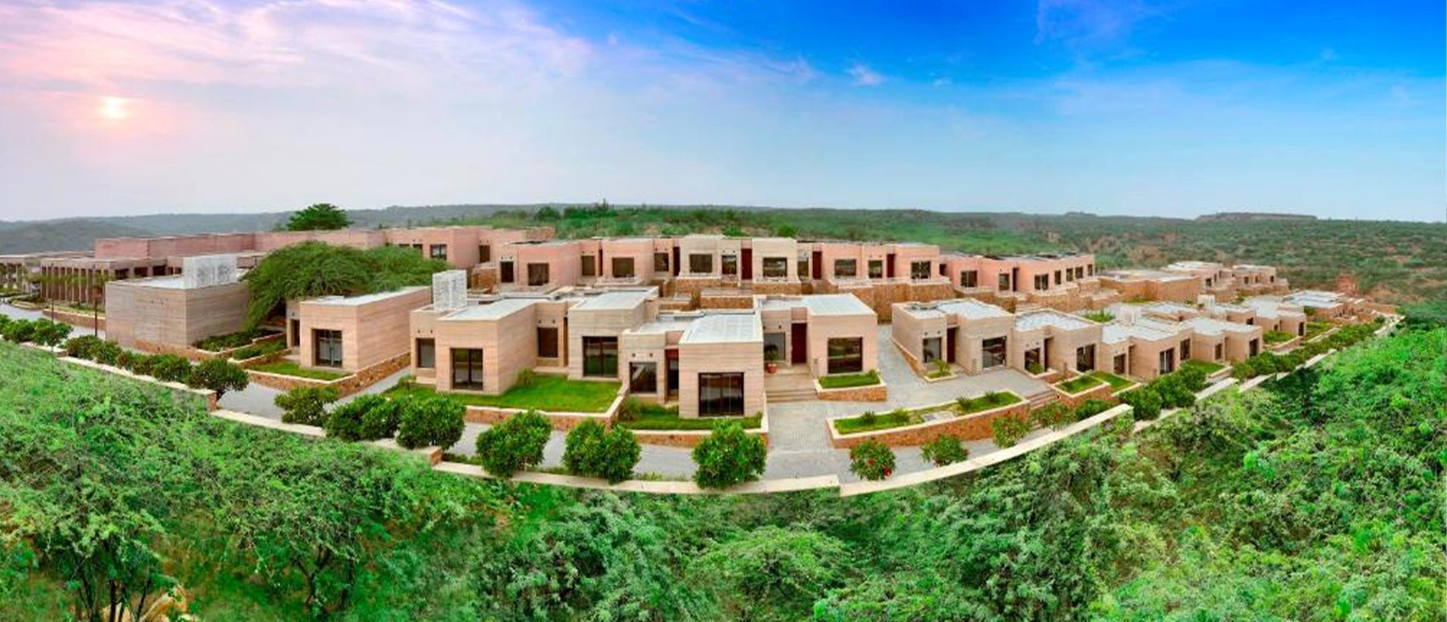 Destination Blog: Staycation at The Lalit Mangar